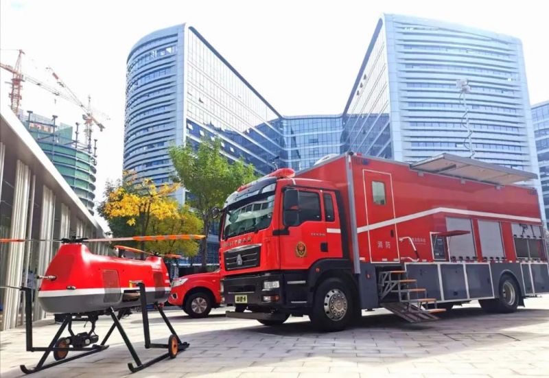 徐立毅书记、侯红市长及有关领导视察猎鹰消防科技“双创”活动周展位